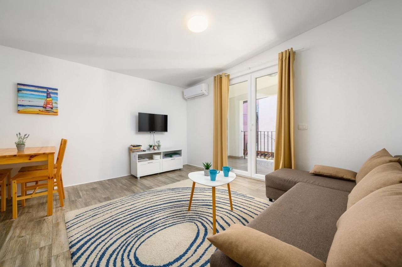 Center House With Apartment Umag